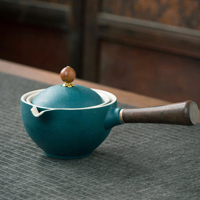 PORCELAIN CHINESE GONGFU TEA SET