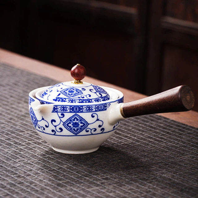 PORCELAIN CHINESE GONGFU TEA SET